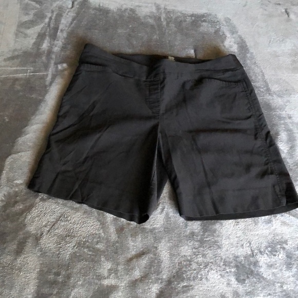 Women’s size XL Hilary Radley black shorts - Picture 1 of 10